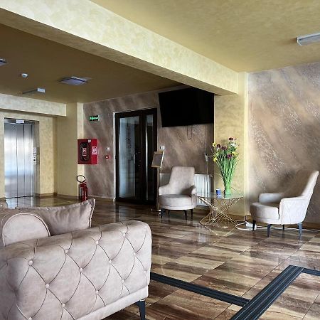 Hotel Mara Брэила Экстерьер фото