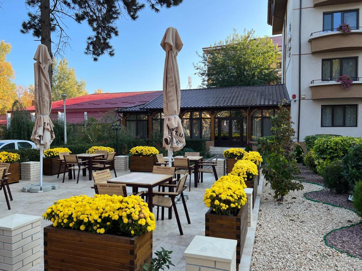 Hotel Mara Брэила Экстерьер фото