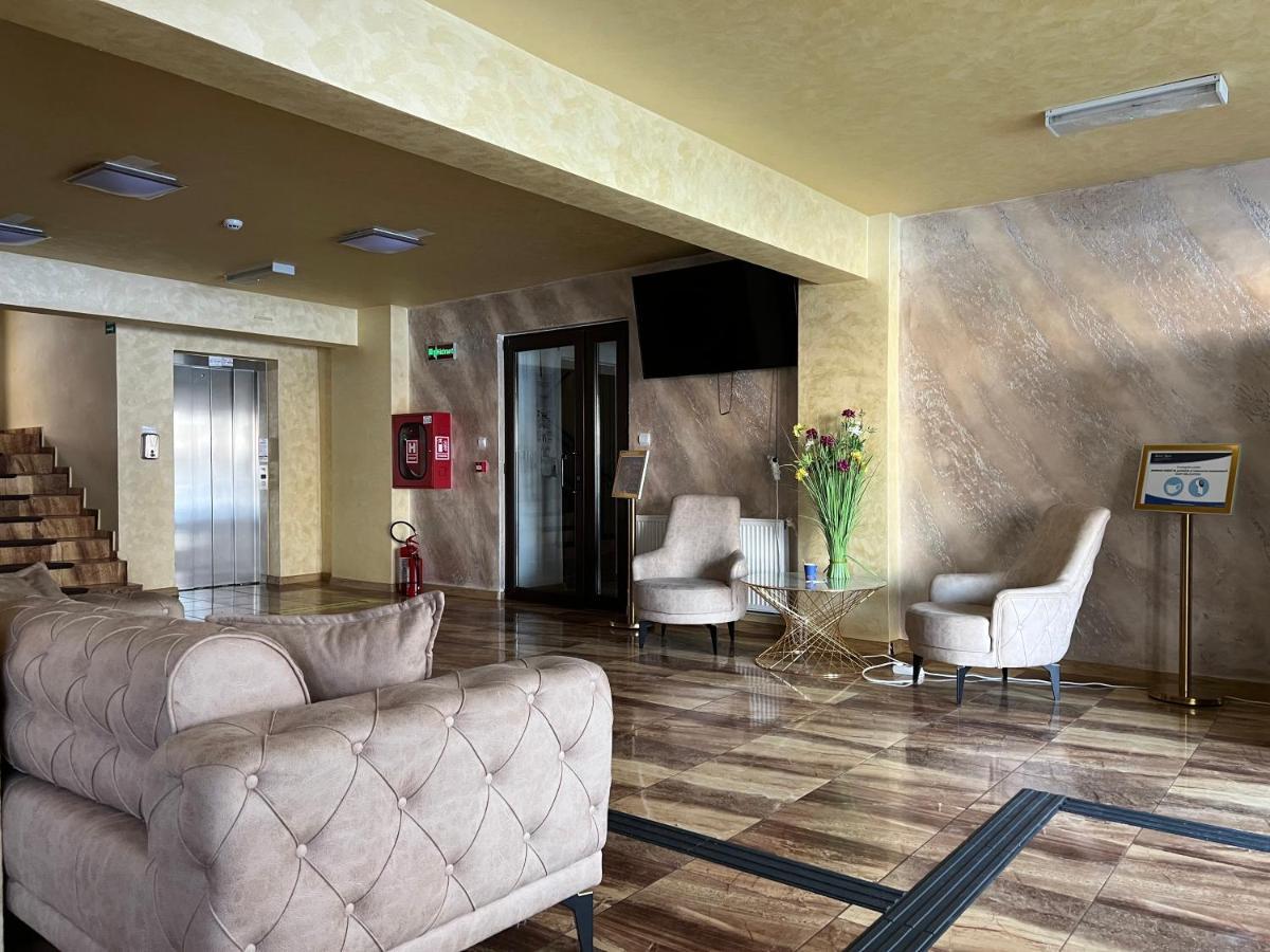 Hotel Mara Брэила Экстерьер фото